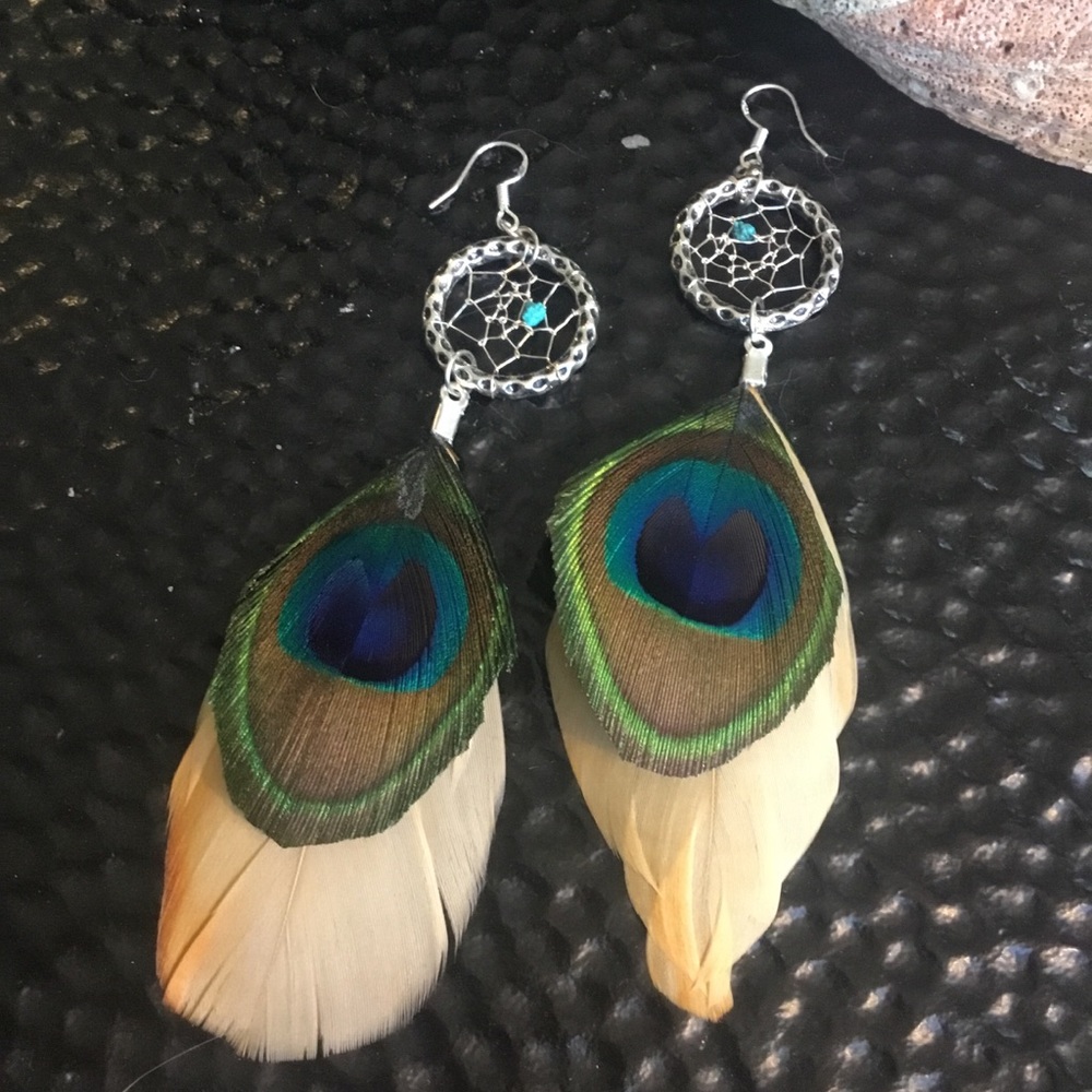 Hand Craft Artisan Bohemian Tribal Dream Catcher Duster Feather Pierced Earrings - Picture 11 of 16